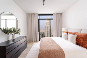 Luxurious 2-Bedroom Apartment in Creek Harbour